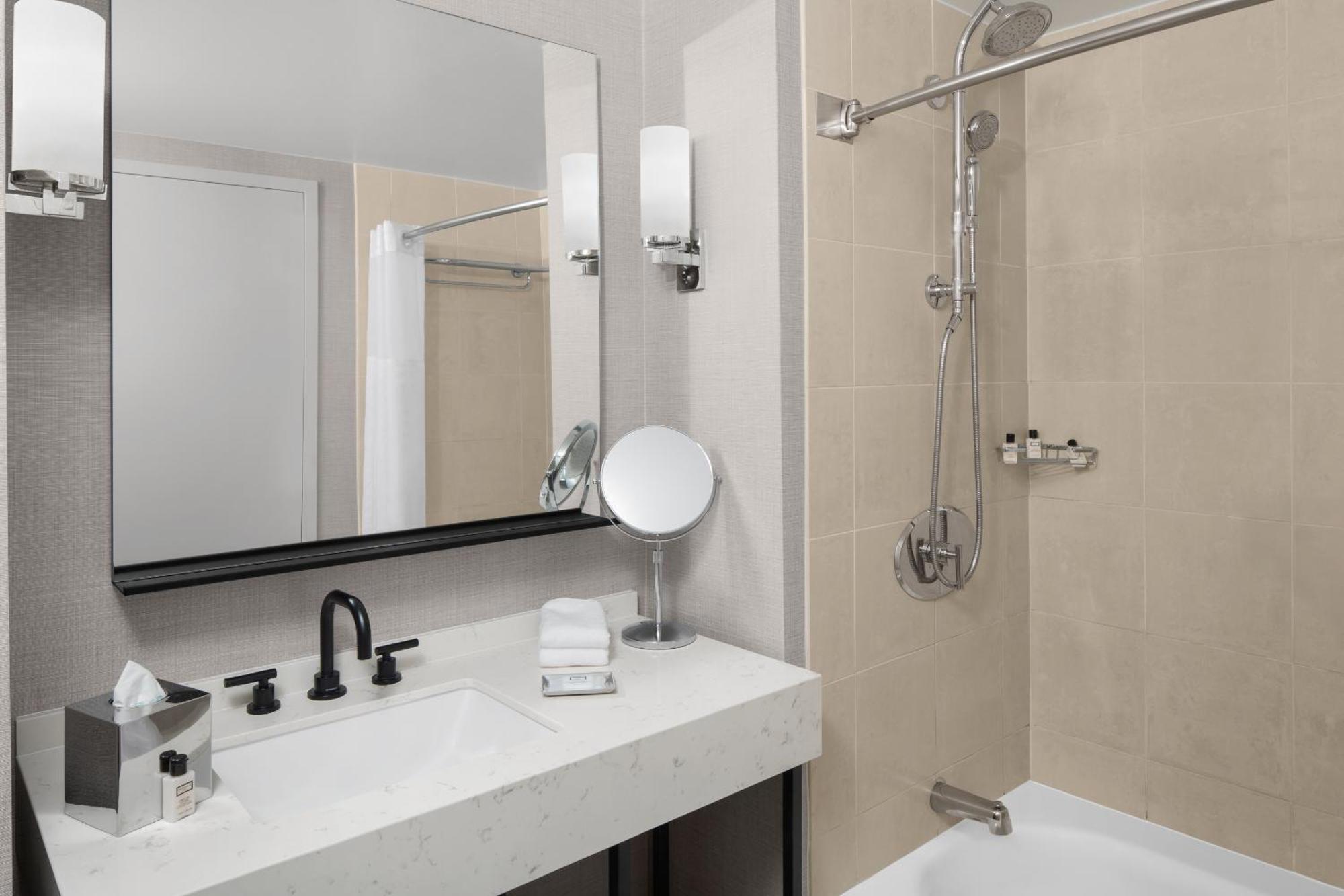 Hotel Hyatt Regency Jersey On The Hudson 4*
